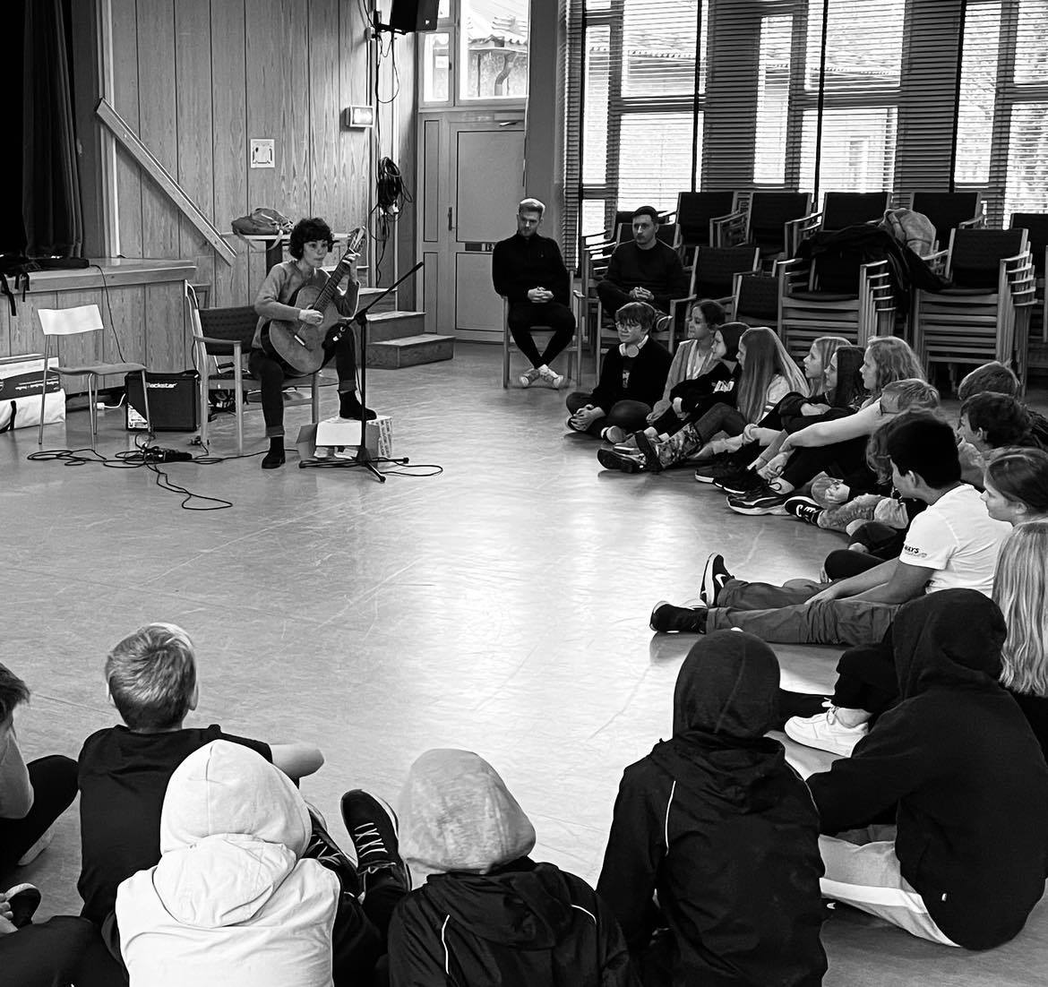 EuroStrings Artists participating at the school outreach work at Uppsala  Guitar Festival - EuroStrings