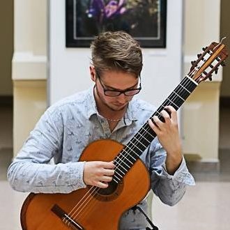 Tamás Kőrös (Tampere Guitar Festival) - EuroStrings